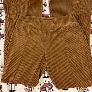 Brown Ribbed Women's Flared Pants Size Medium